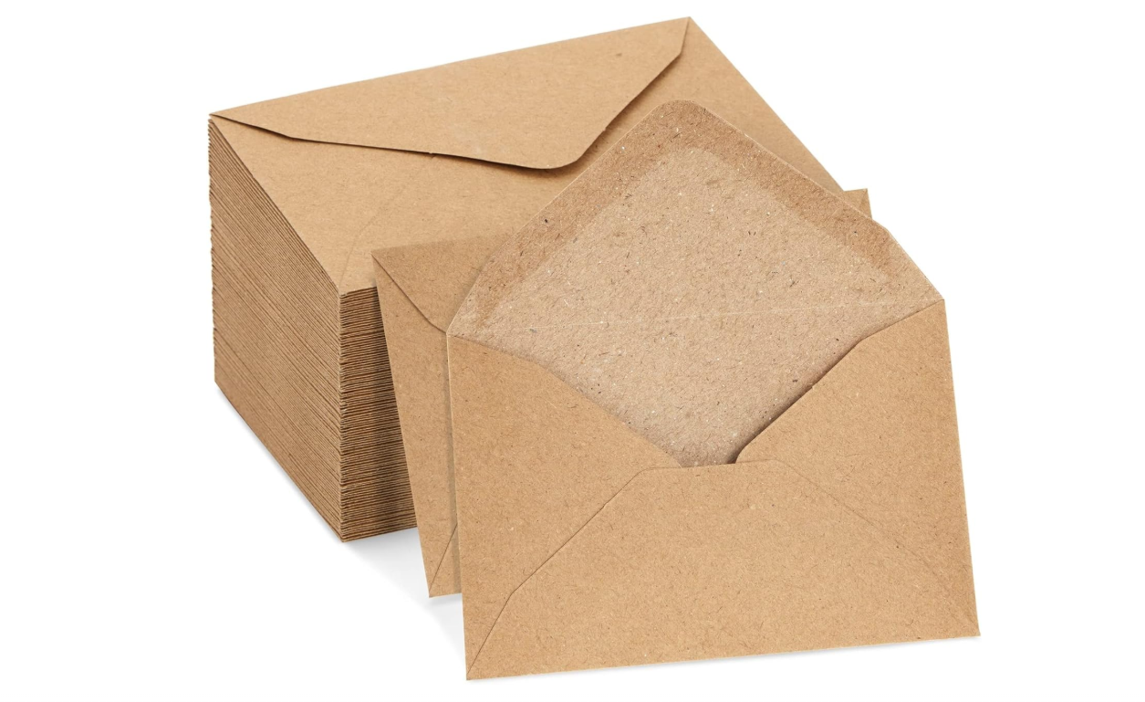 Sobres pequeños para tarjetas y predicciones en mentalismo